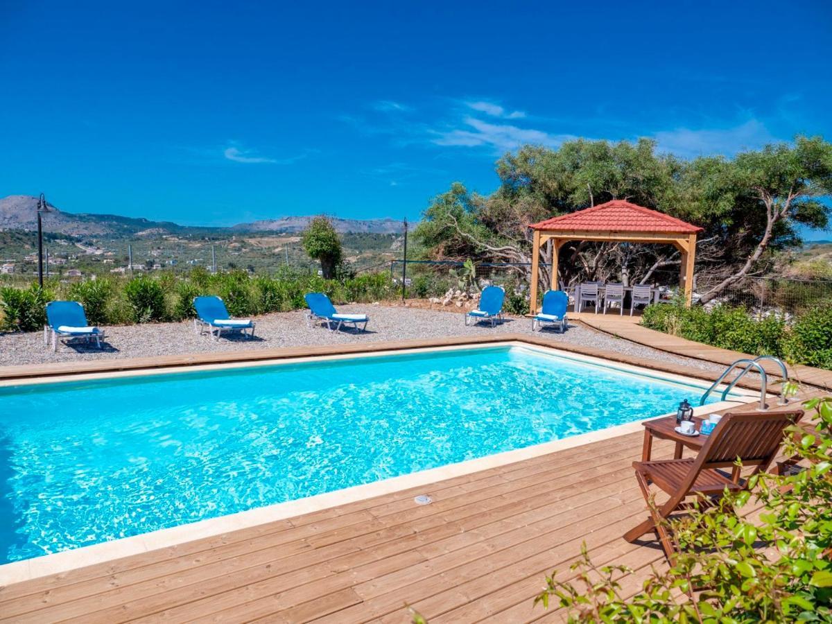 Zizi Sea View *
