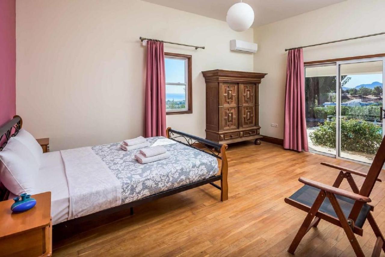 Villaer Zizi Sea View *